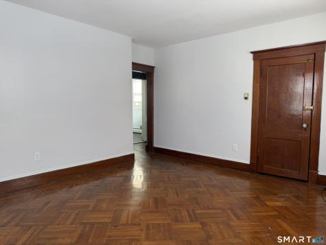 118 Riverview Avenue New London CT 06320