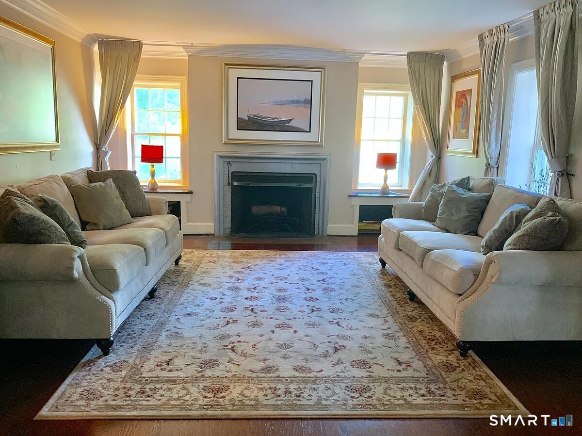26 Sport Hill Parkway Easton CT 06612