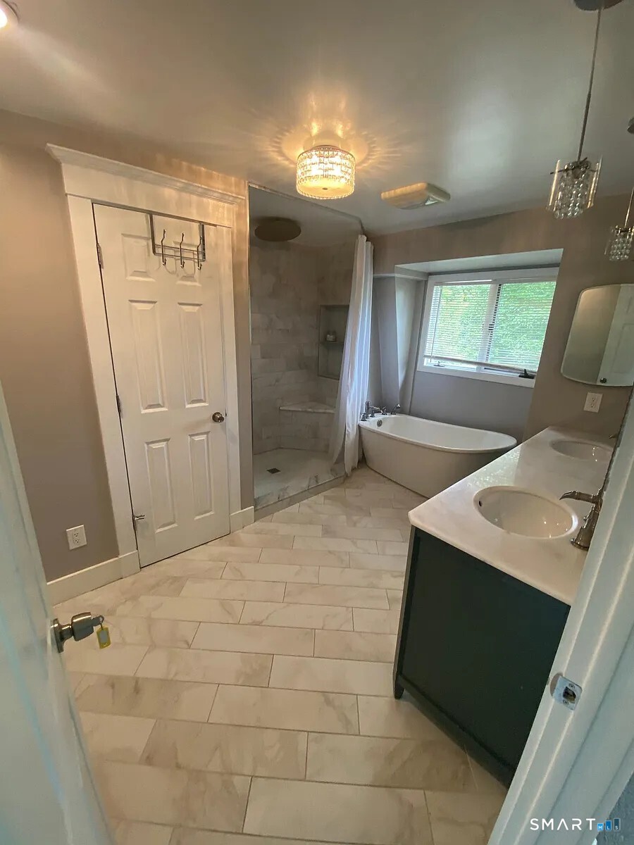 26 Sport Hill Parkway Easton CT 06612
