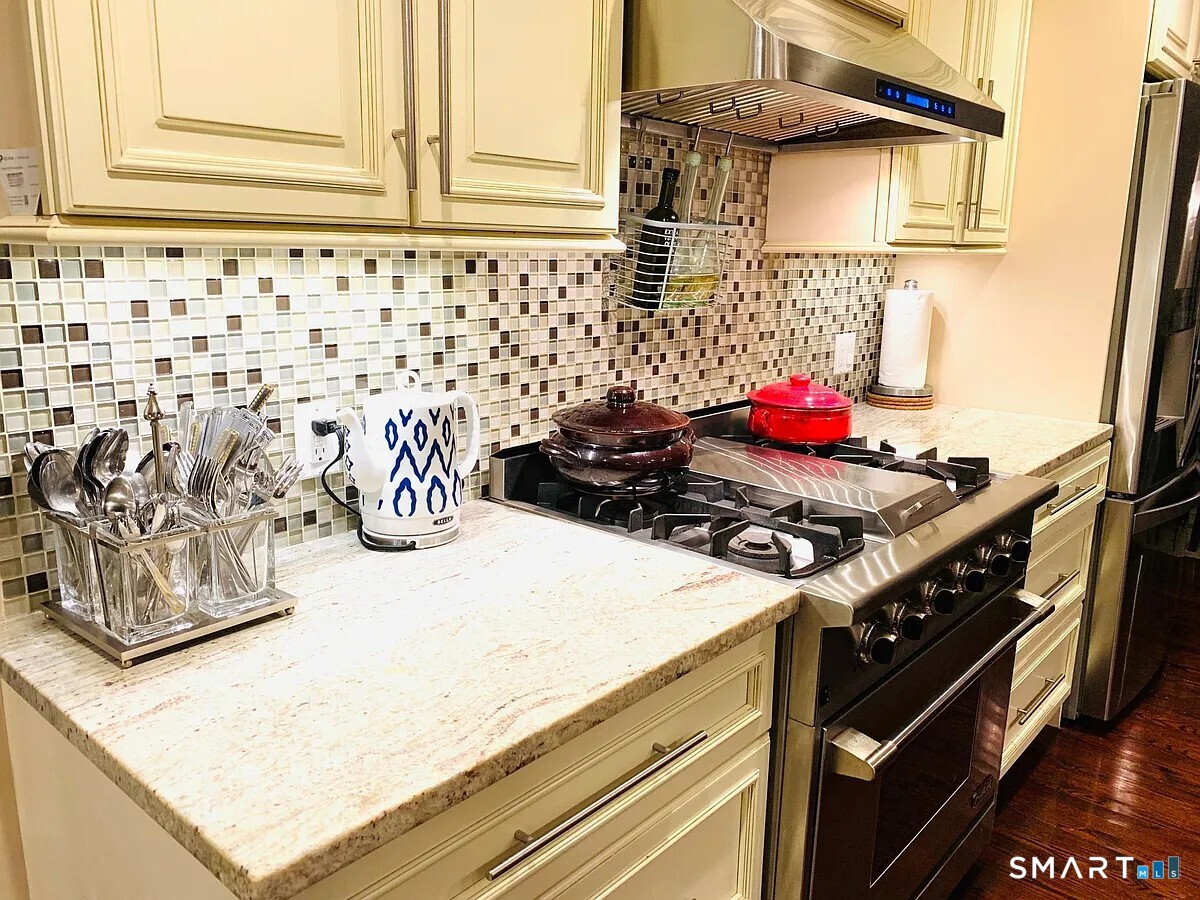 26 Sport Hill Parkway Easton CT 06612