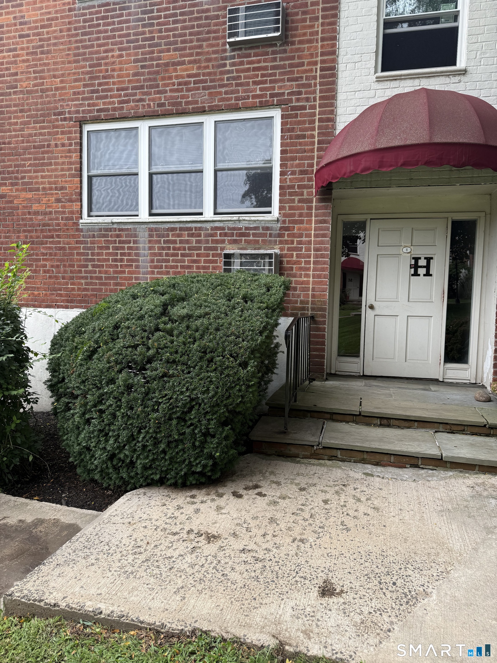 11 Bedford Avenue Norwalk CT 06850