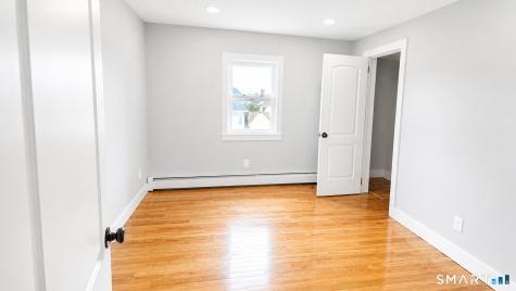 47 Perry Street New London CT 06320