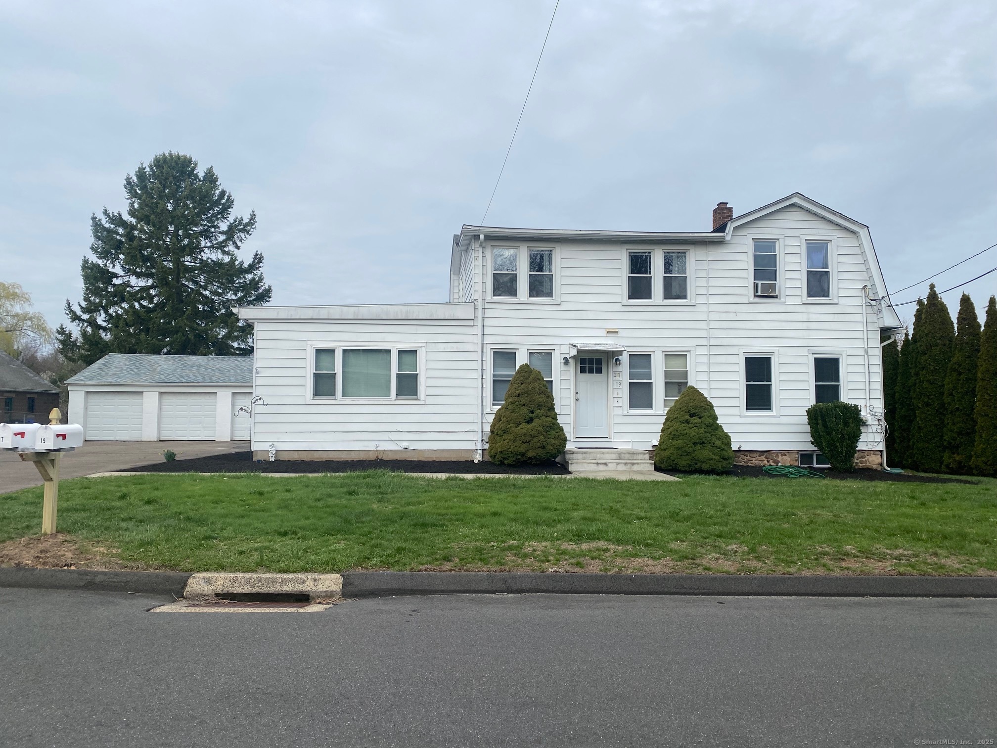 17-19 Pent Road Branford CT 06405