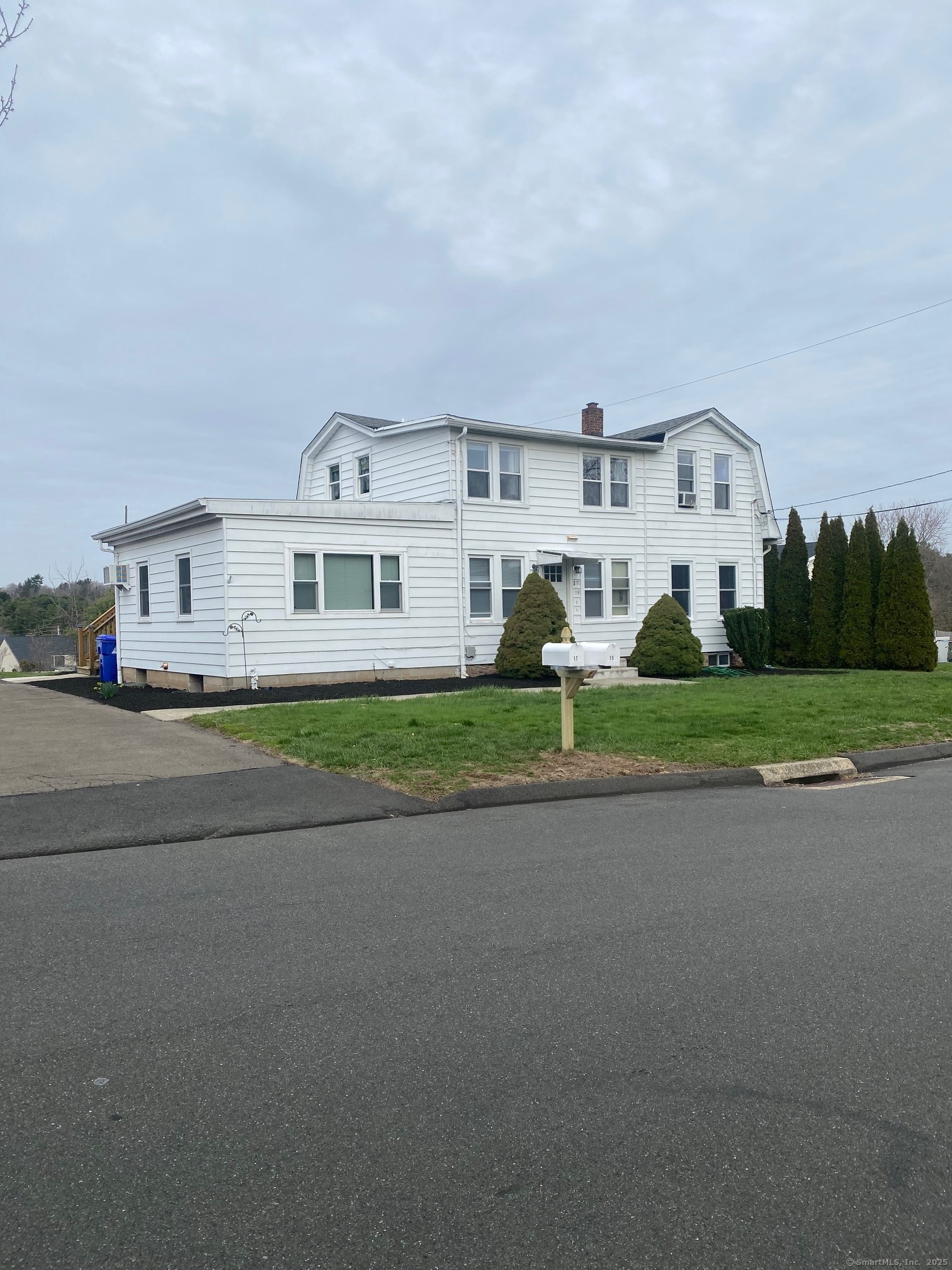 17-19 Pent Road Branford CT 06405