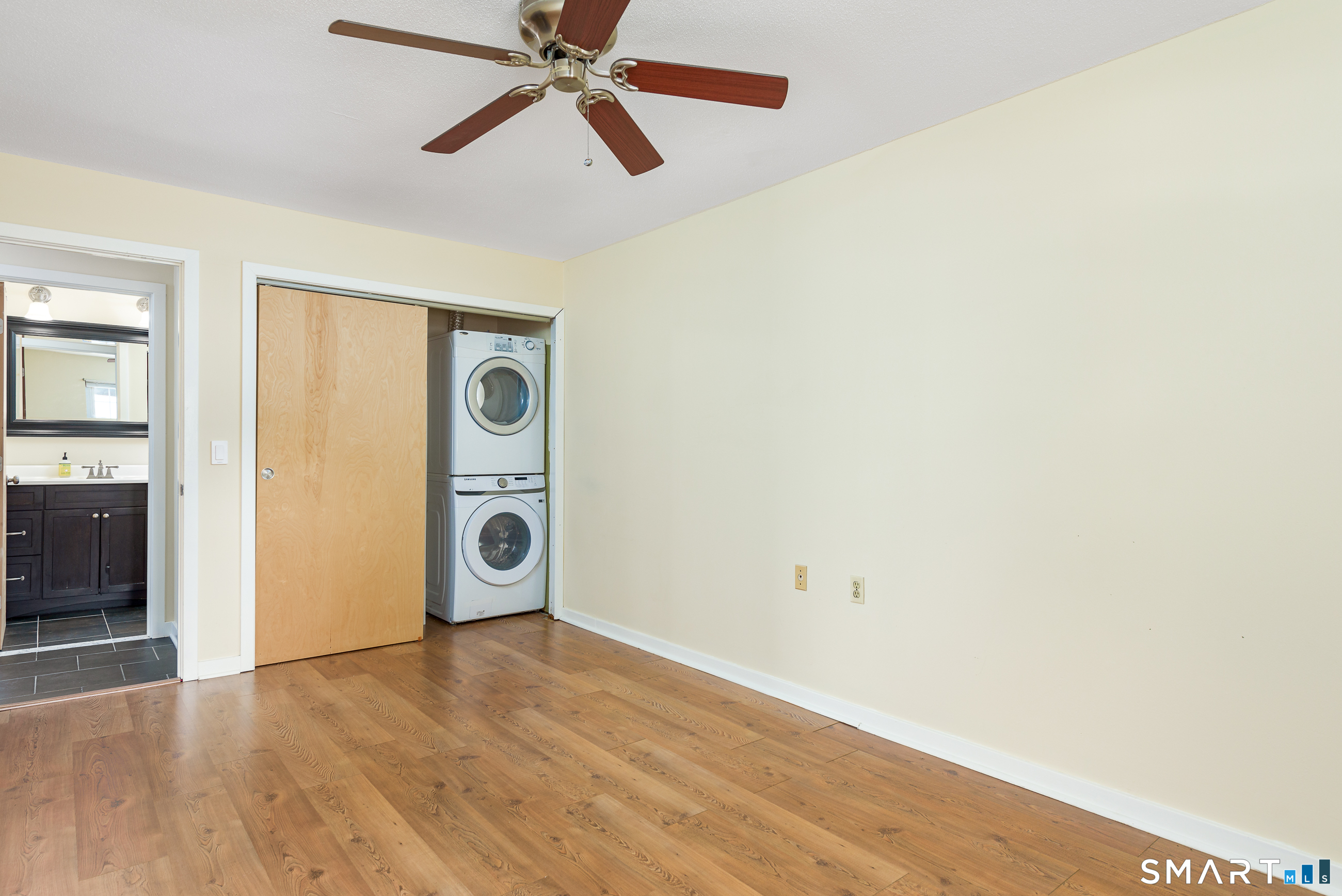 54 Willieb Street Glastonbury CT 06033
