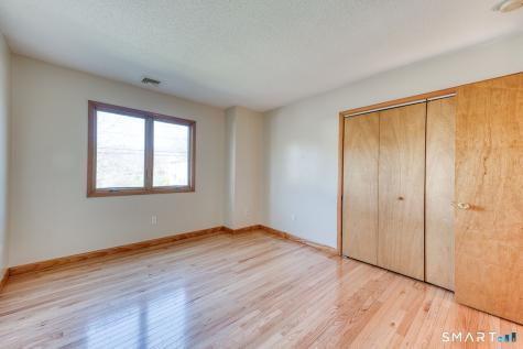 57 Four Rod Road Berlin CT 06037
