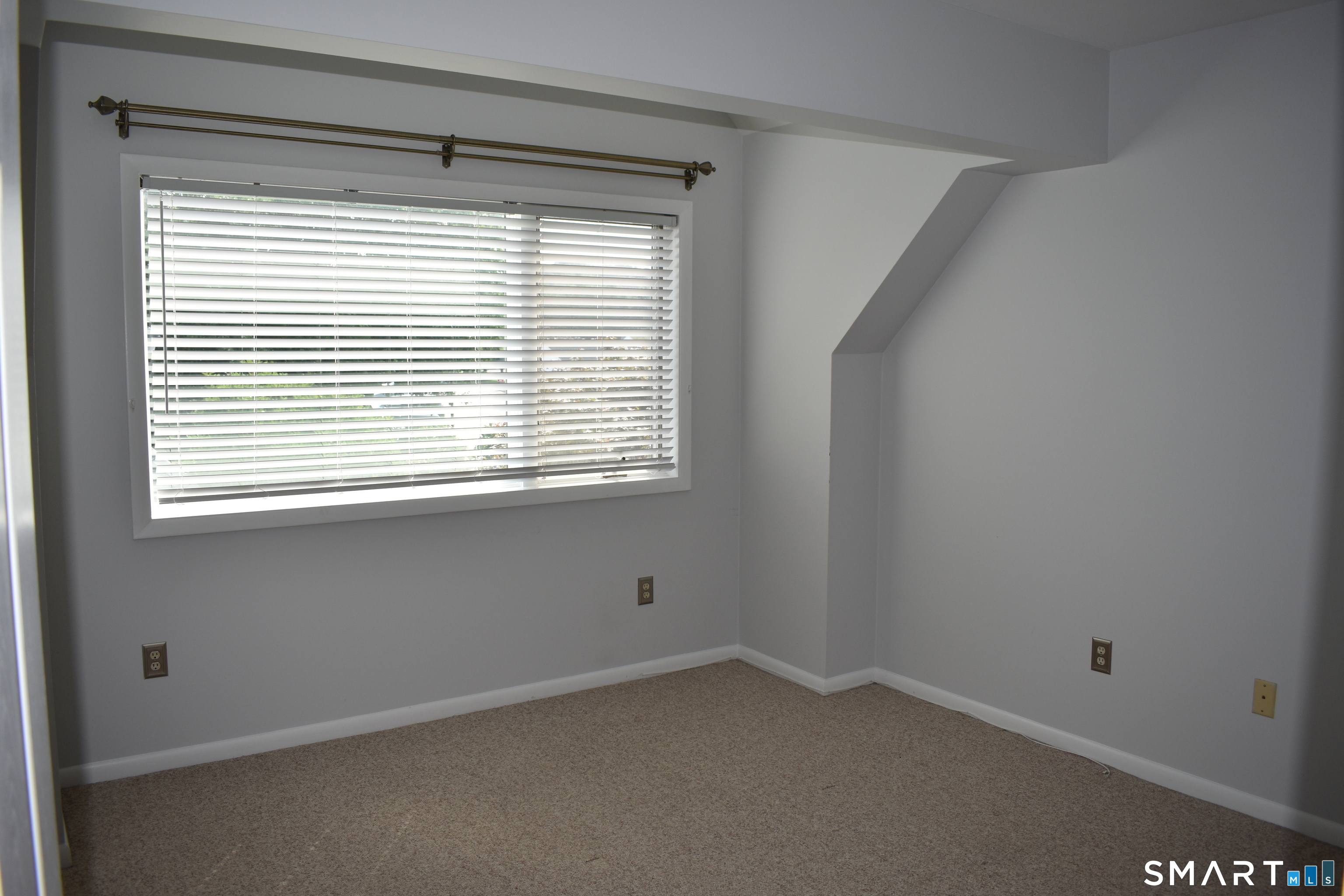 735 Popes Island Road Milford CT 06461