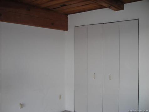 68 Thermos Avenue Norwich CT 06360