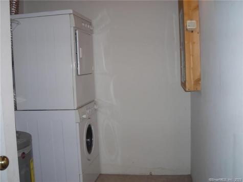 68 Thermos Avenue Norwich CT 06360