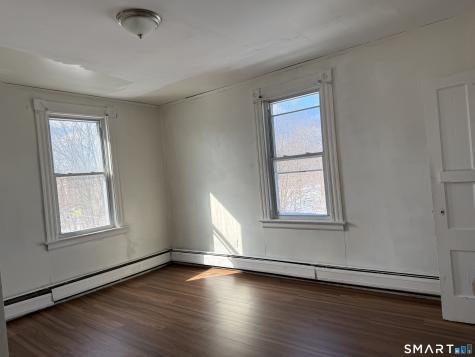 198 Oak Street New Britain CT 06051