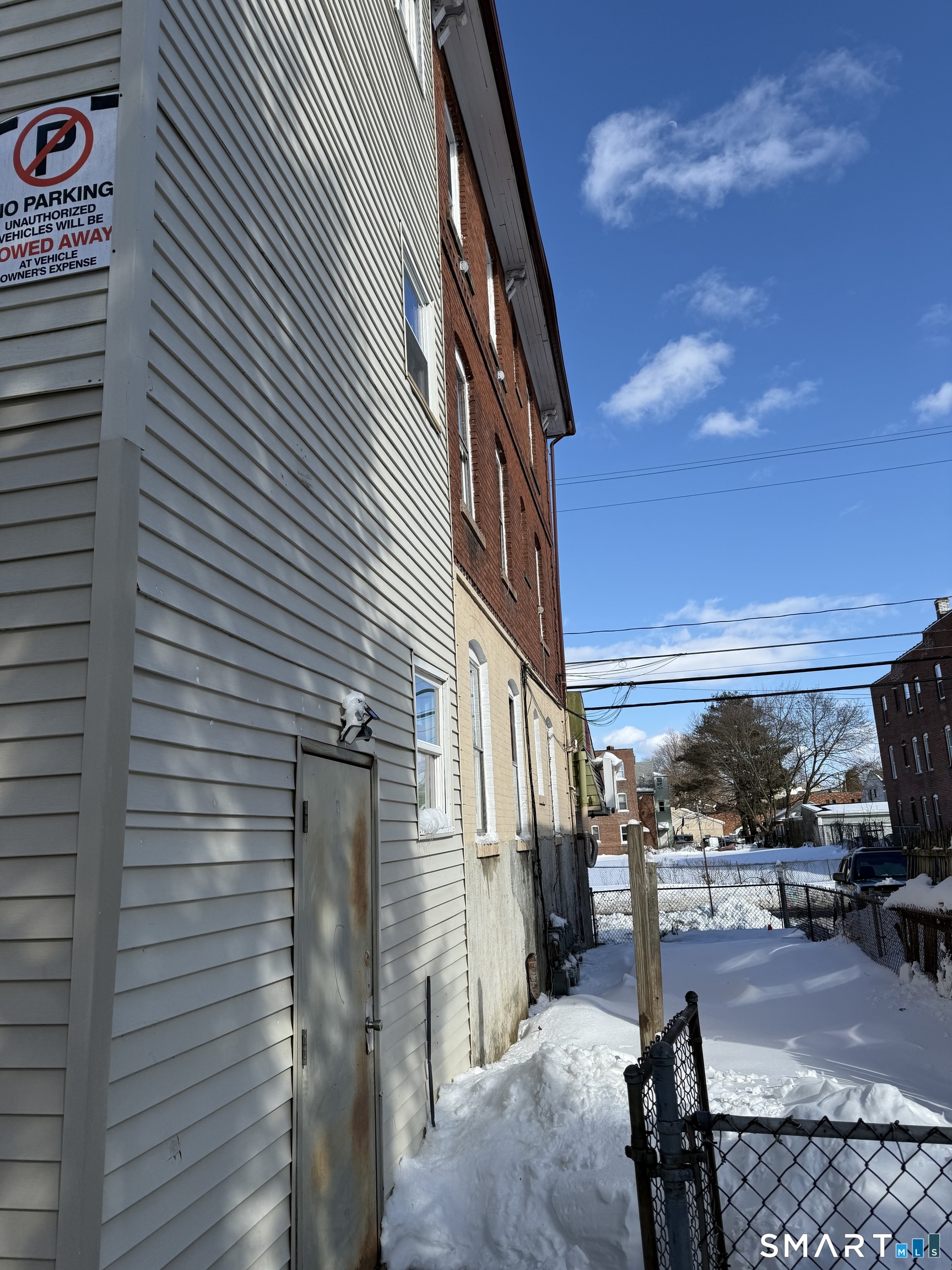 198 Oak Street New Britain CT 06051