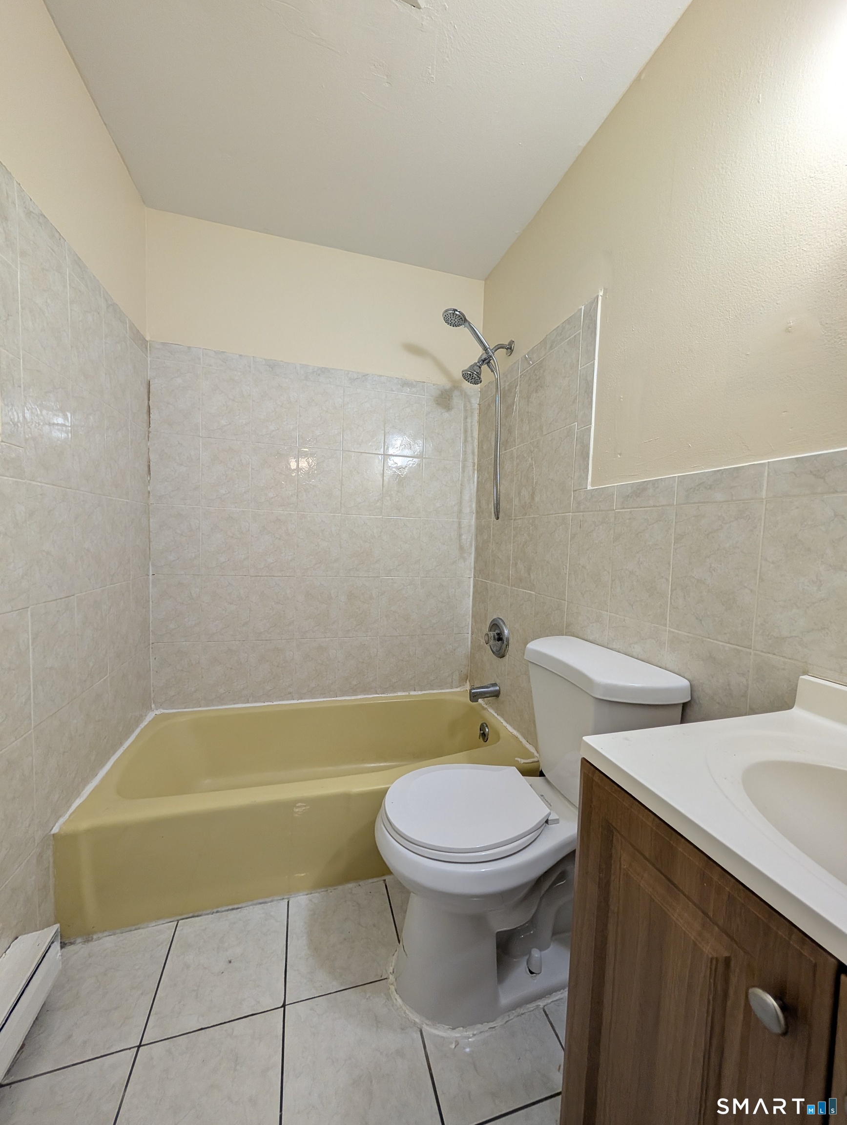 2 Irving Place Danbury CT 06810