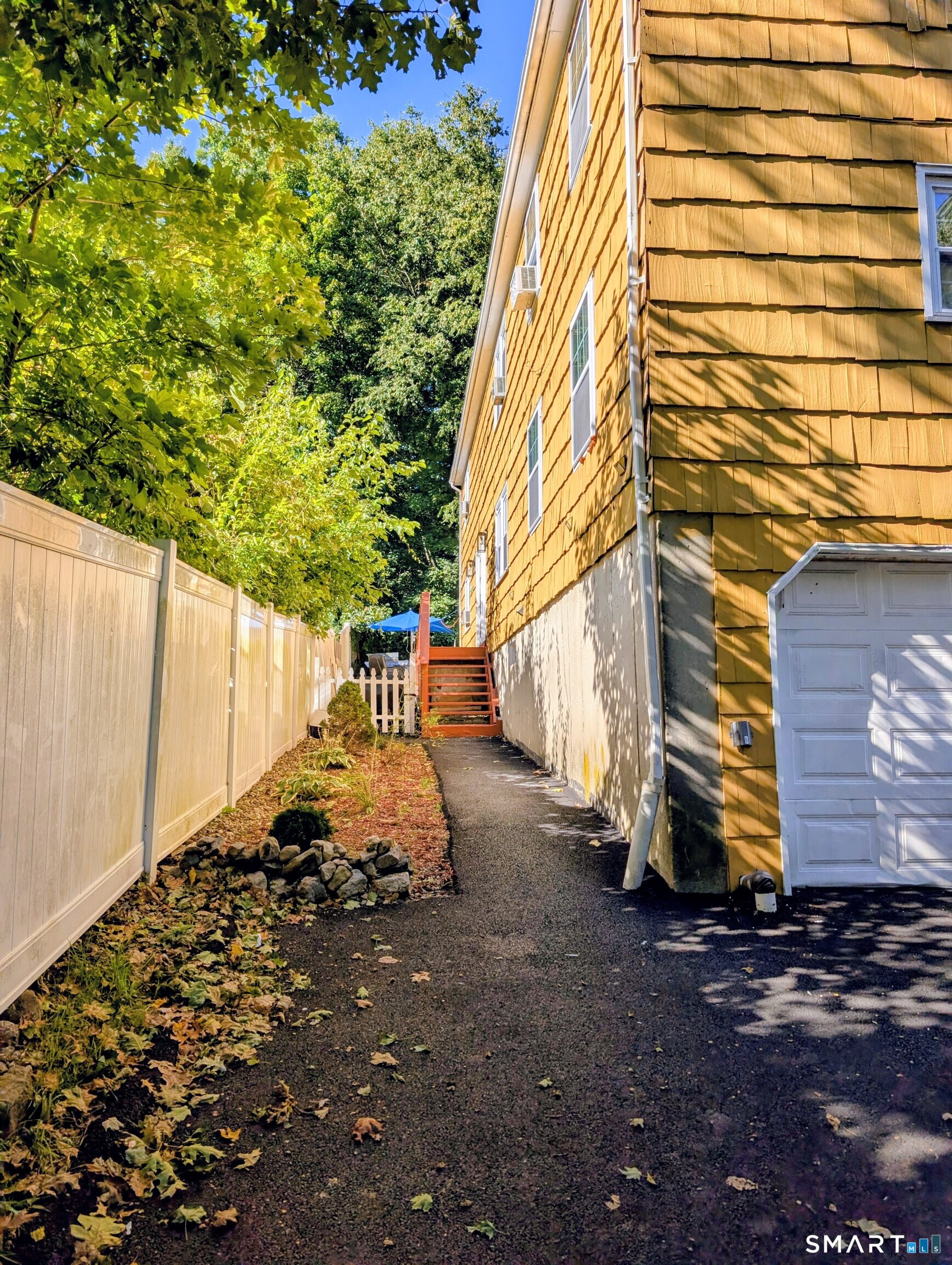 2 Irving Place Danbury CT 06810