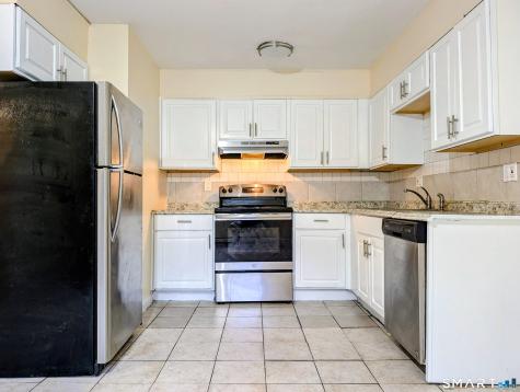 2 Irving Place Danbury CT 06810
