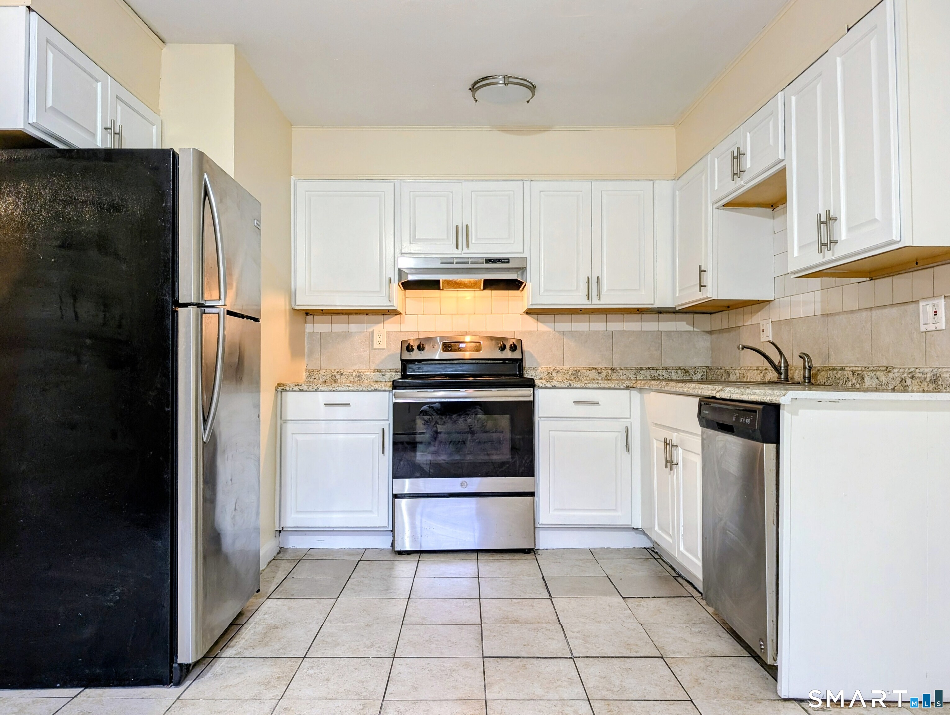 2 Irving Place Danbury CT 06810