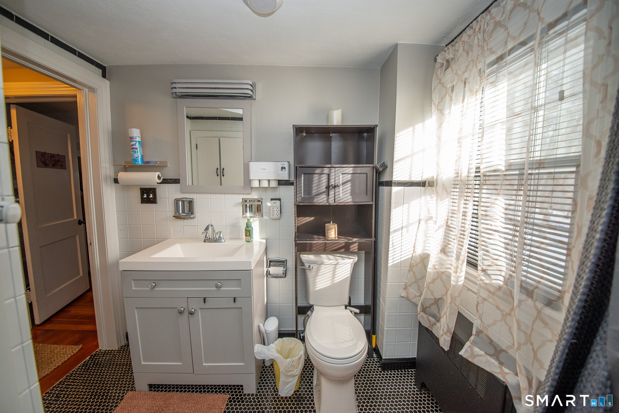 846 Main Street Somers CT 06071