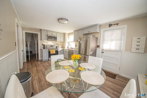846 Main Street Somers CT 06071