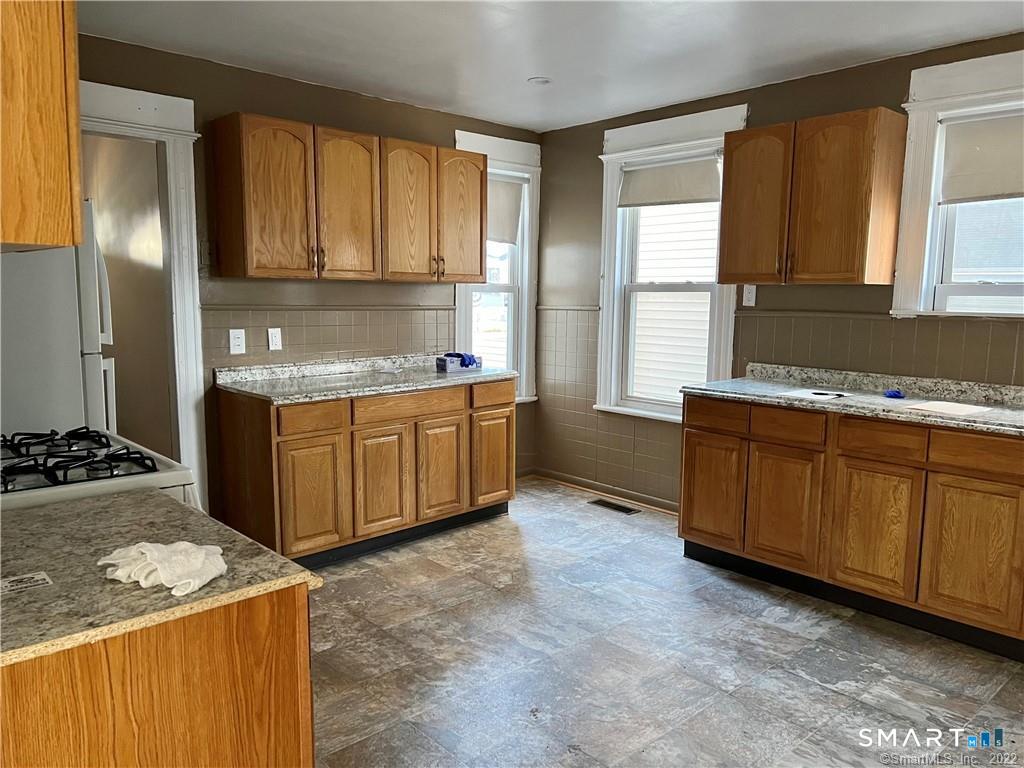 265 Bunnell Street Bridgeport CT 06607