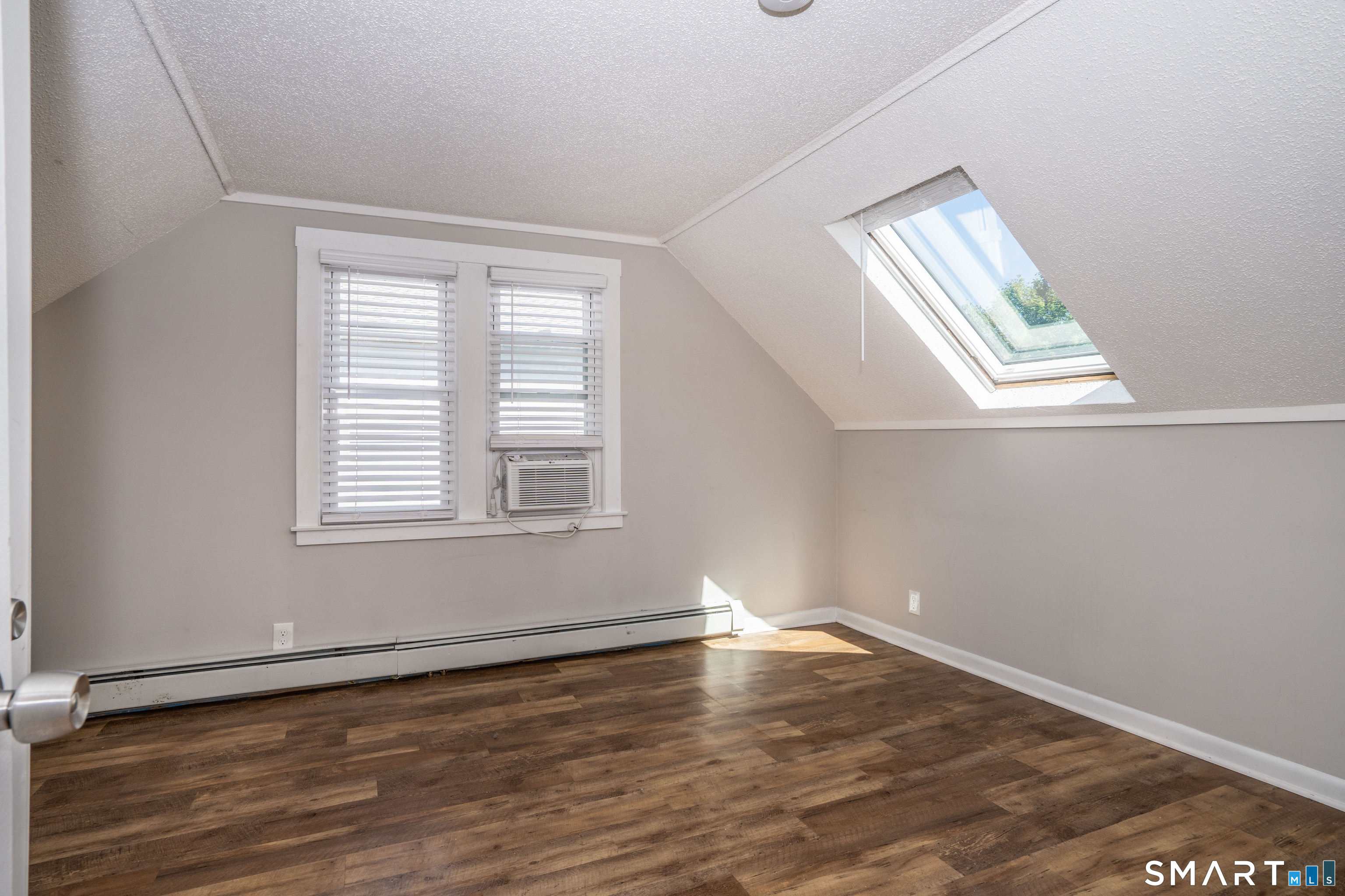 16 Ann Street Manchester CT 06040