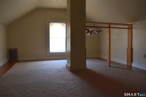 13 Pleasant Street Woodbury CT 06798