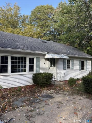 10 Bur Del Drive Haddam CT 06441