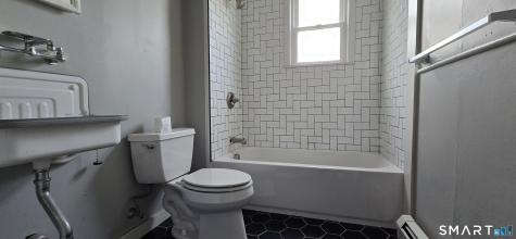 263 Broadway Norwich CT 06360