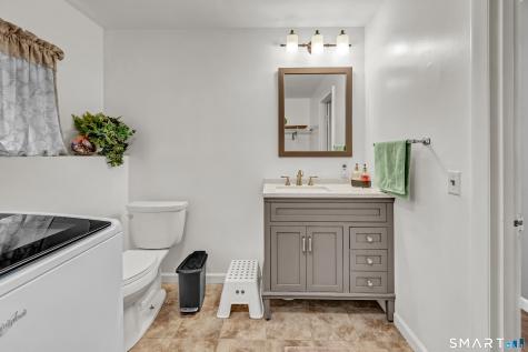 8 Mendes Road Danbury CT 06811