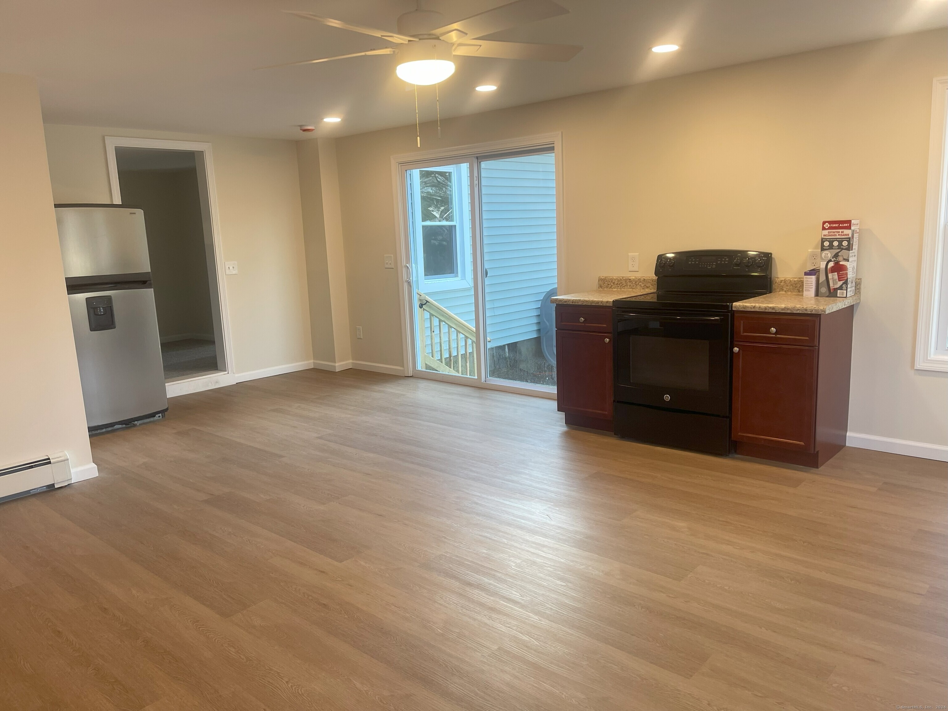 4 Pleasant Street East Windsor CT 06088