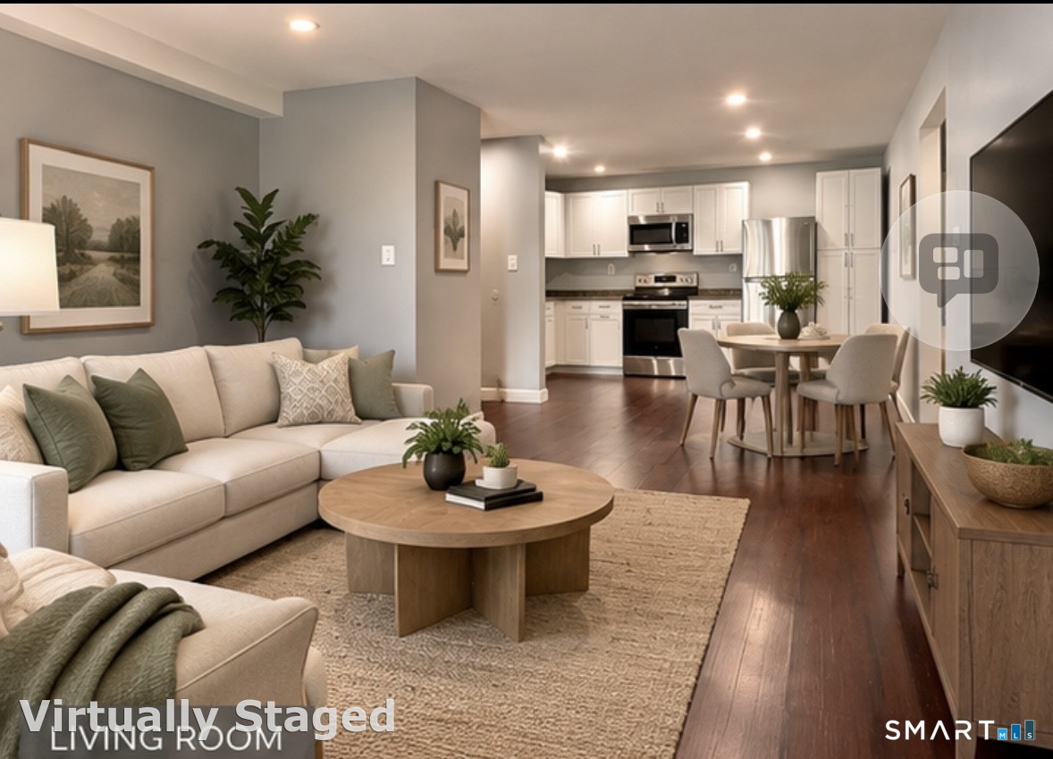 West Hartford CT, 106 Oakwood Avenue, Unit T2