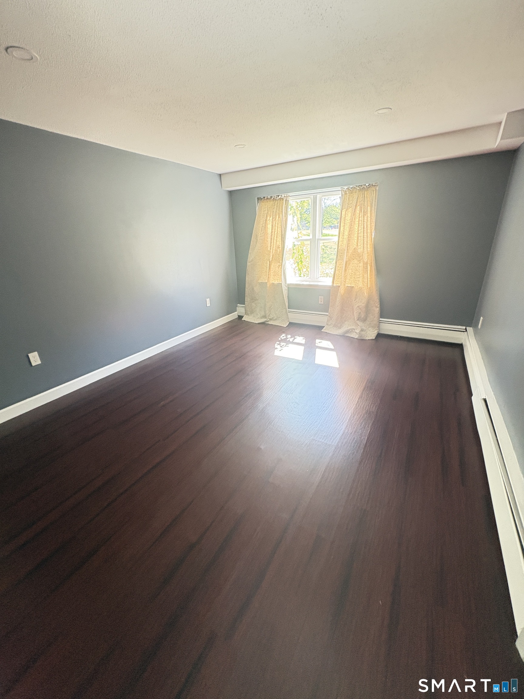 106 Oakwood Avenue West Hartford CT 06119