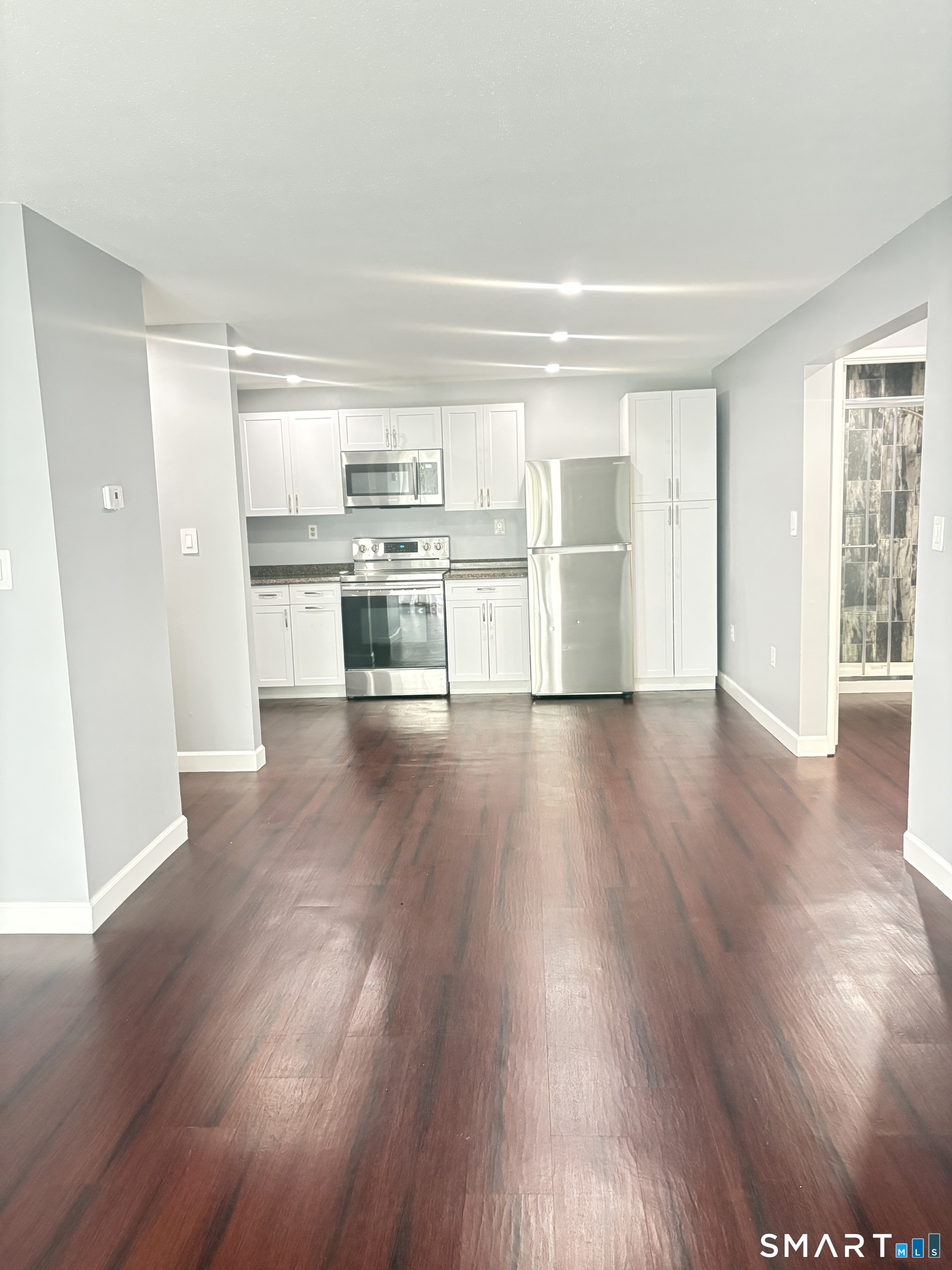 106 Oakwood Avenue West Hartford CT 06119