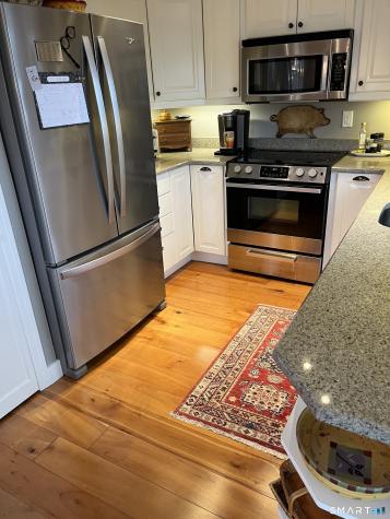 12 Masons Island Road Stonington CT 06355