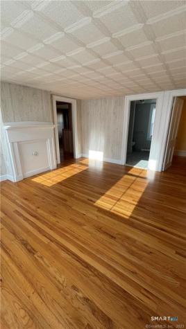 36 Pleasant Street Groton CT 06340