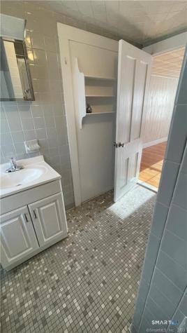 36 Pleasant Street Groton CT 06340