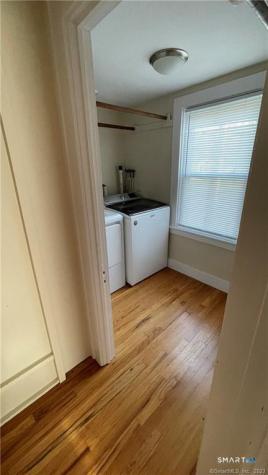 36 Pleasant Street Groton CT 06340