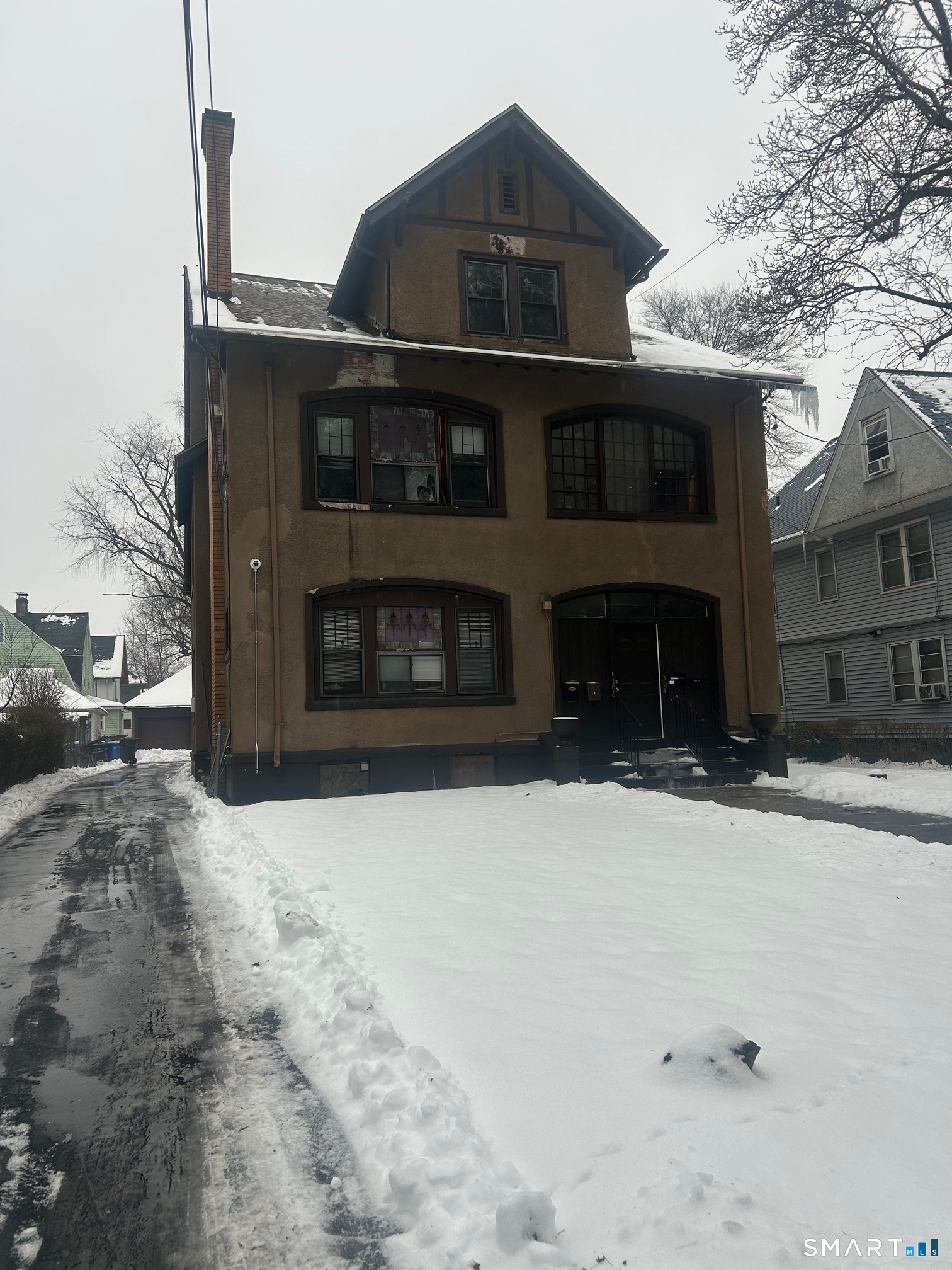 304 Edgewood Street Hartford CT 06112