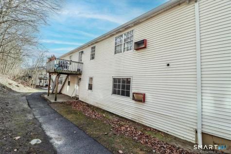 33 Canterbury Arms New Milford CT 06776