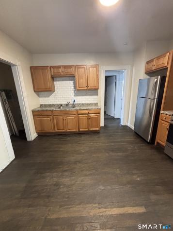 2395 Main Street Bridgeport CT 06606