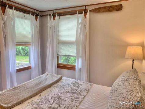 94 Nehantic Trail Old Saybrook CT 06475