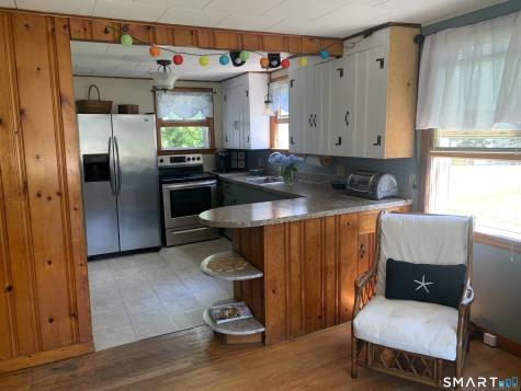 94 Nehantic Trail Old Saybrook CT 06475