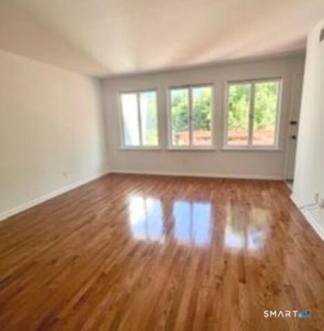 9 Pine Orchard Road Branford CT 06405