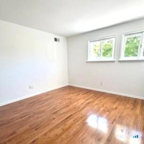 9 Pine Orchard Road Branford CT 06405