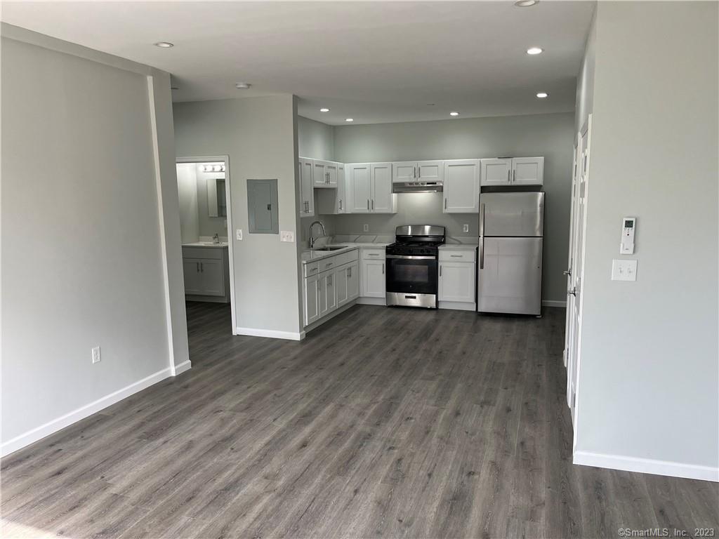 893 Main Street Manchester CT 06040