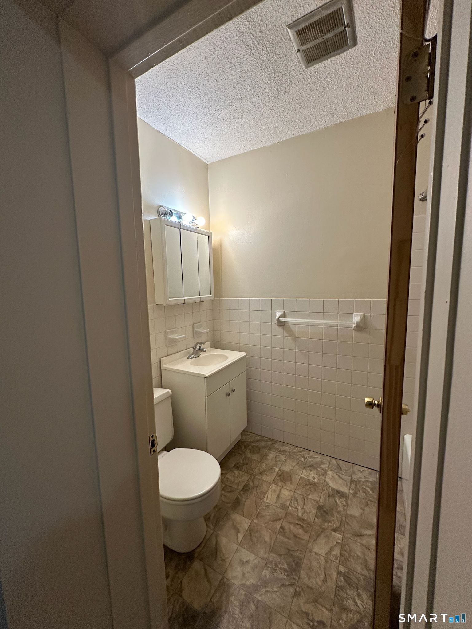 1660 East Main Street Waterbury CT 06705