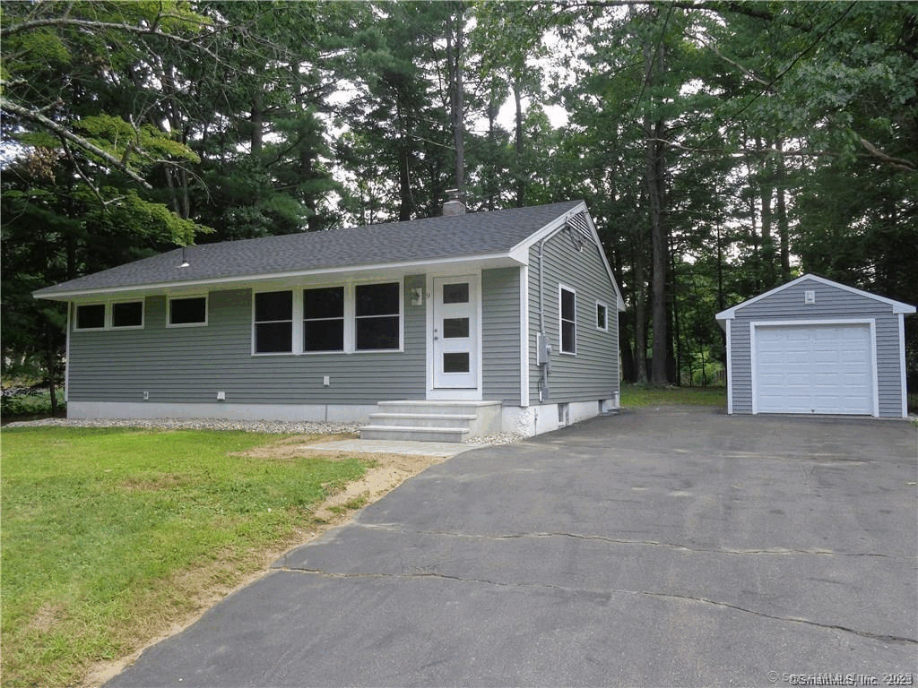 9 Silver Drive Burlington CT 06013