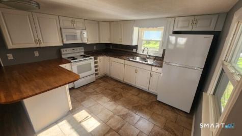 51 Rogers Lake Trail Old Lyme CT 06371