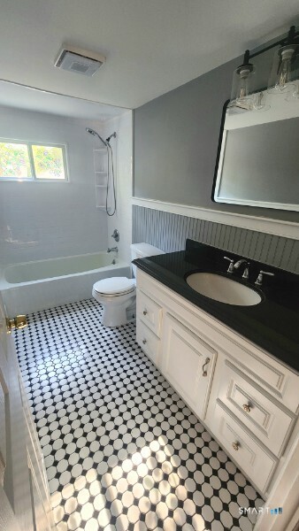 51 Rogers Lake Trail Old Lyme CT 06371