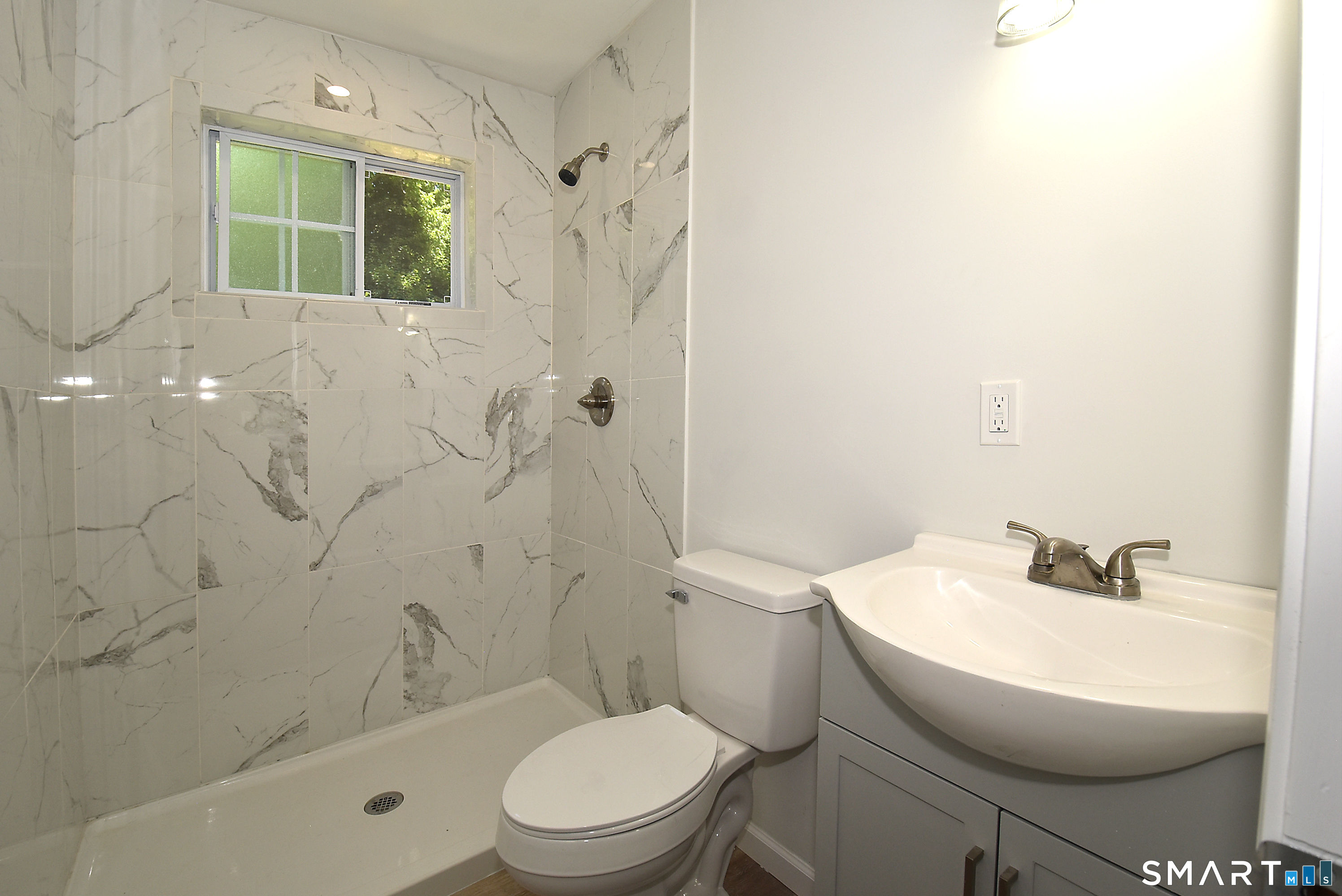 265 B Lincoln Street Berlin CT 06037