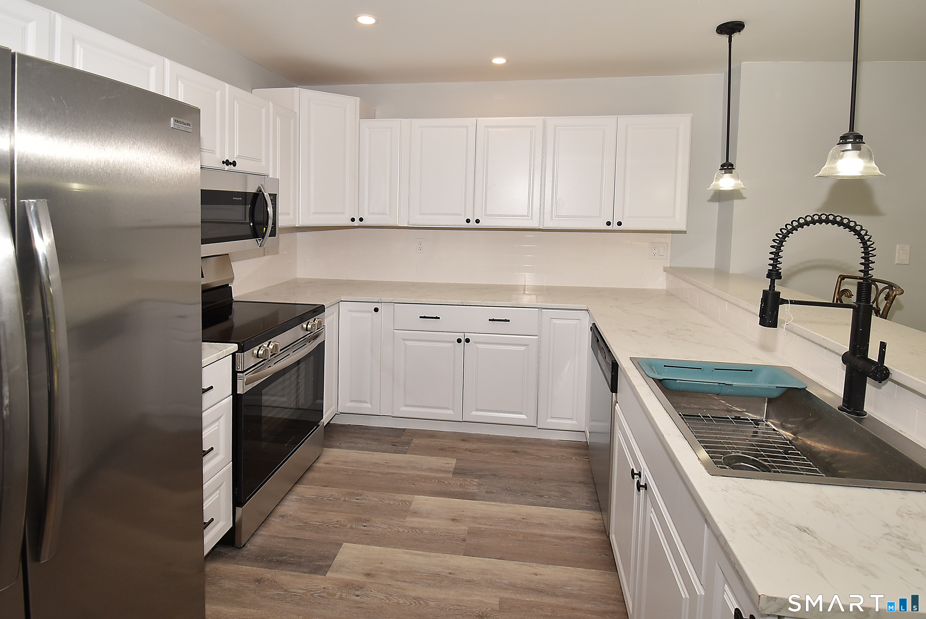 265 B Lincoln Street Berlin CT 06037