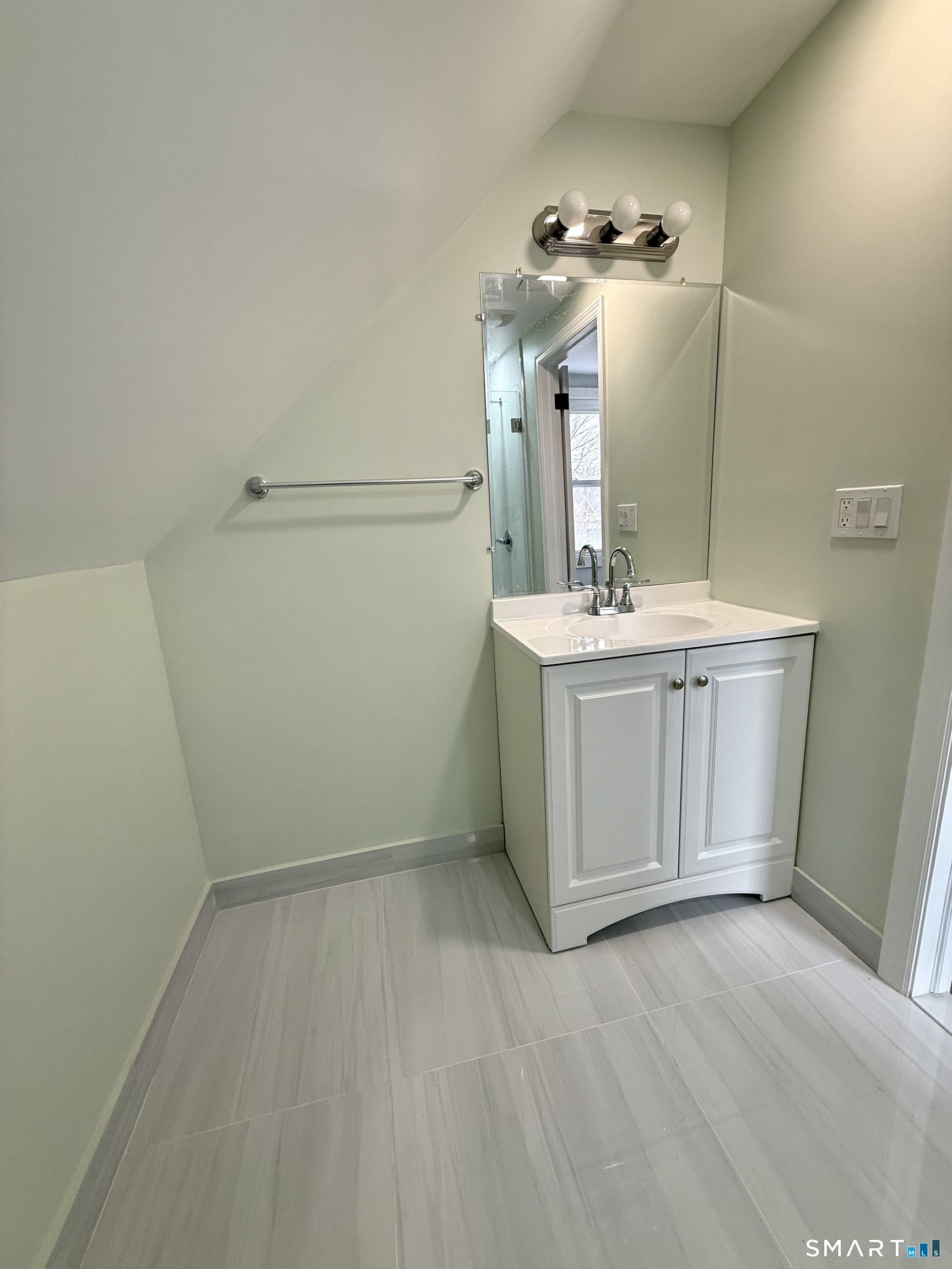 21 Edgar Street New Haven CT 06519